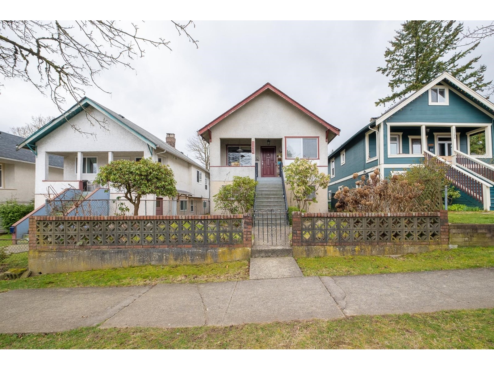 1136 East 27th Avenue, Vancouver, BC, V5V 2L6