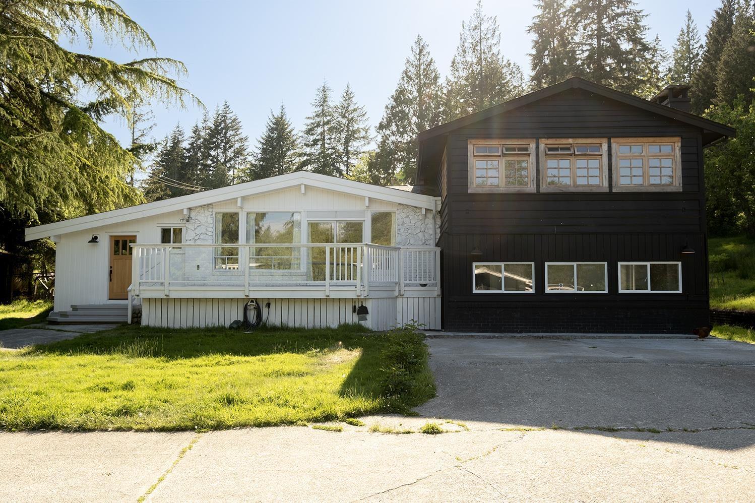 1191 North Road, Gibsons, BC, V0N 1V1