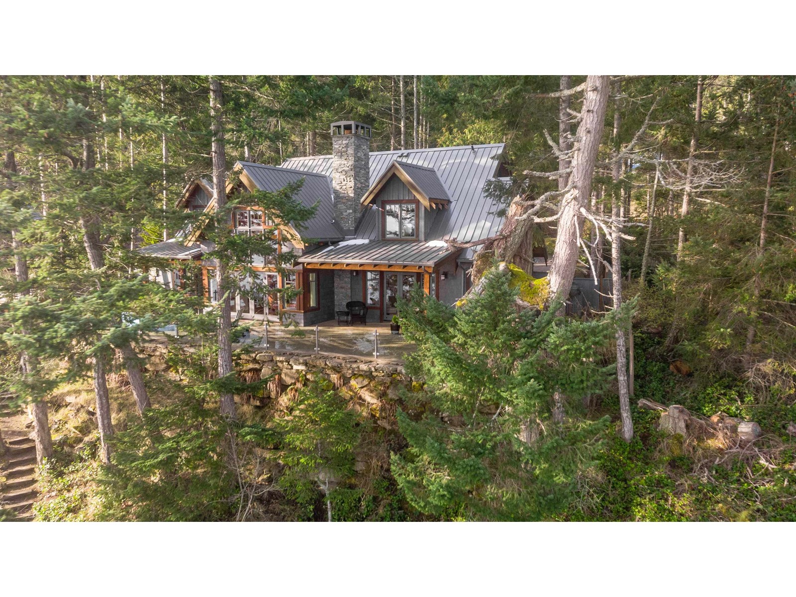 719 Wilks Road, Mayne Island, BC, V0N 2J1