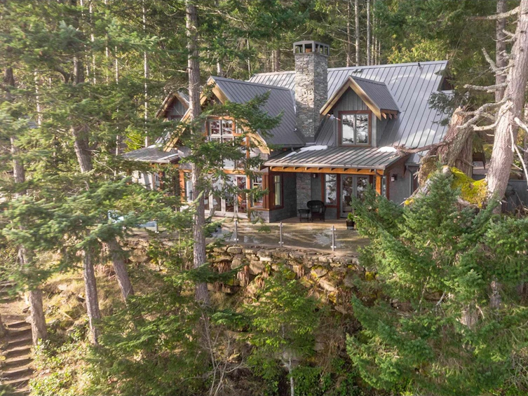 719 Wilks Road, Mayne Island, BC, V0N 2J1