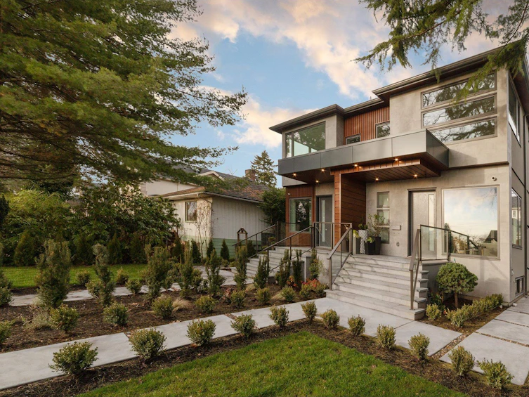 3513 Mayfair Avenue, Vancouver, BC, V6N 2Z2
