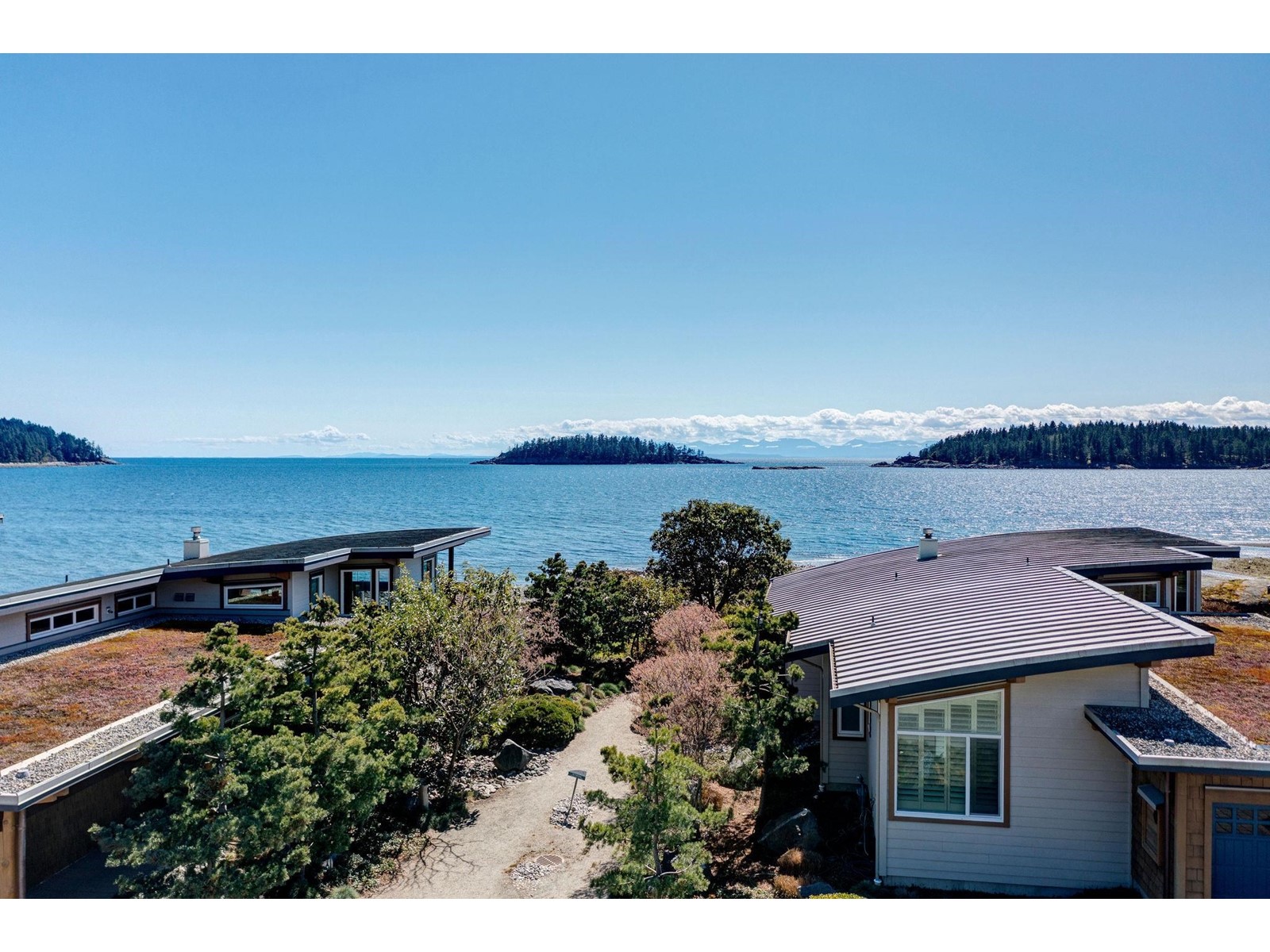 5379 Wakefield Beach Lane, Sechelt, BC, V7Z 0T6