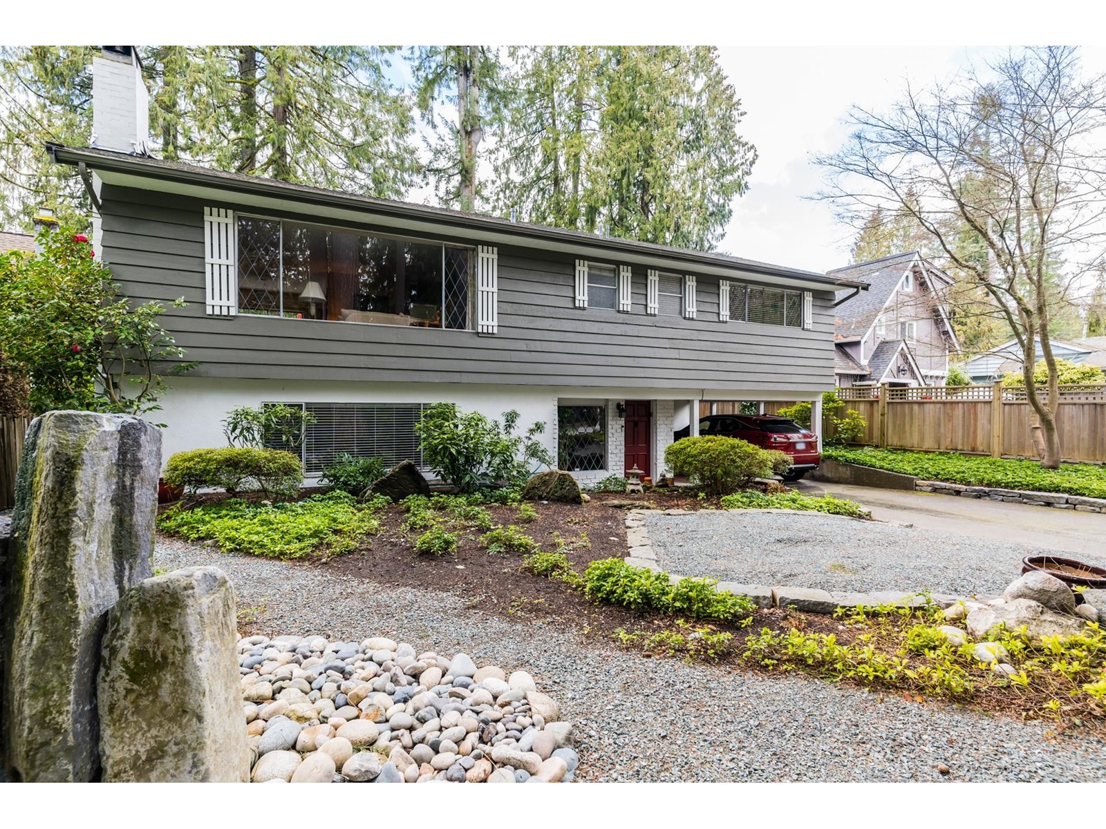 4345 Capilano Road, North Vancouver, BC, V7R 4J8