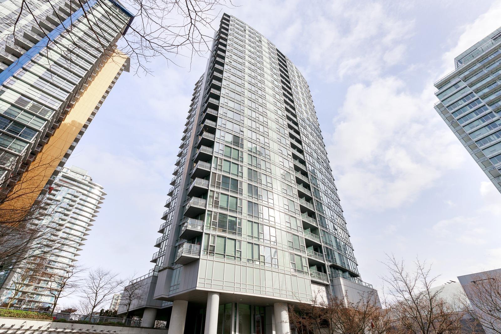 705-131 Regiment Square, Vancouver, BC, V6B 1X6