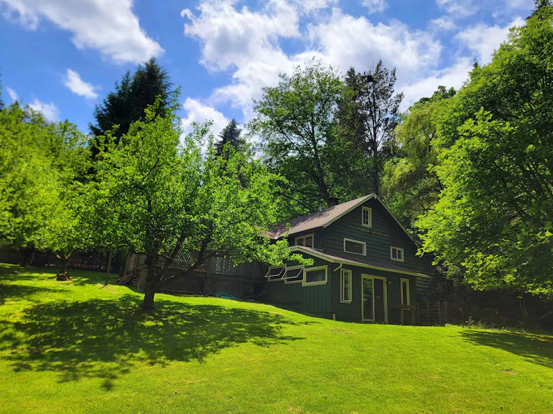 1301 Mount Gardner Road, Bowen Island BC