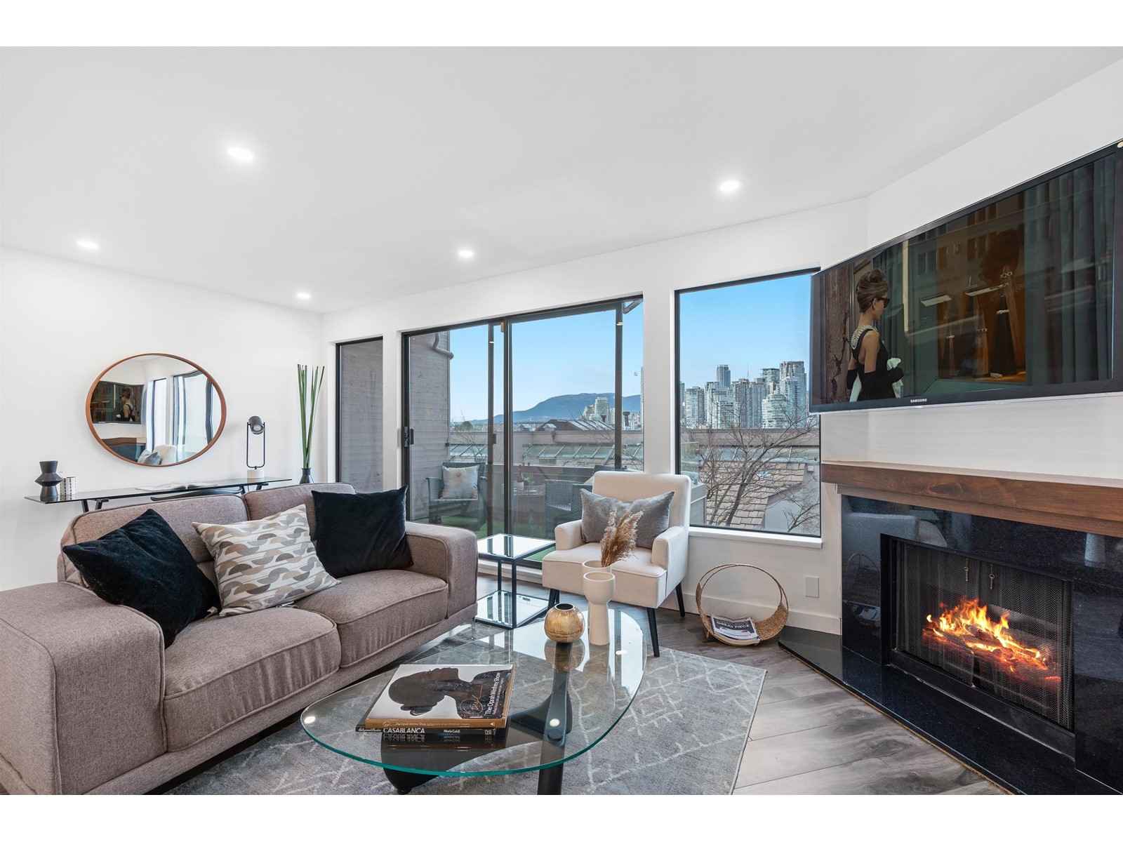 107-995 West 7th Avenue, Vancouver, BC, V5Z 1C4