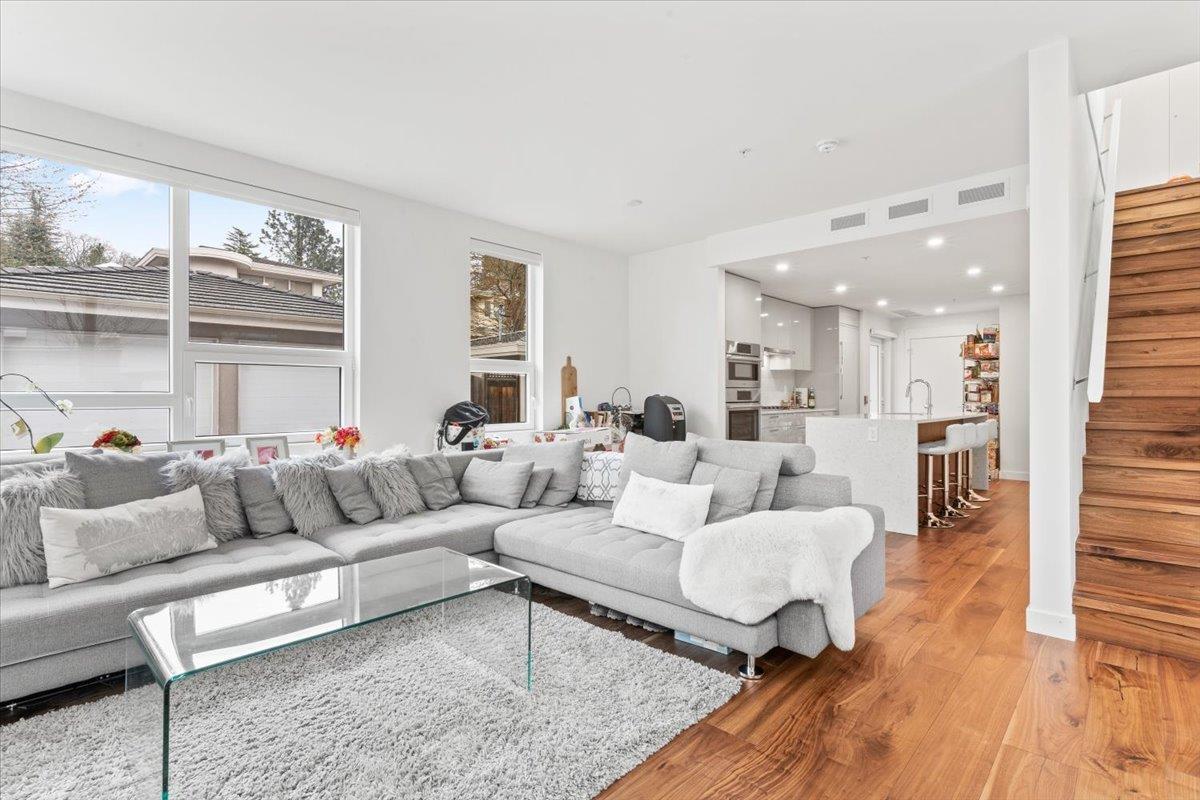 5050 Cambie Street, Vancouver, BC, V5Z 2Z5