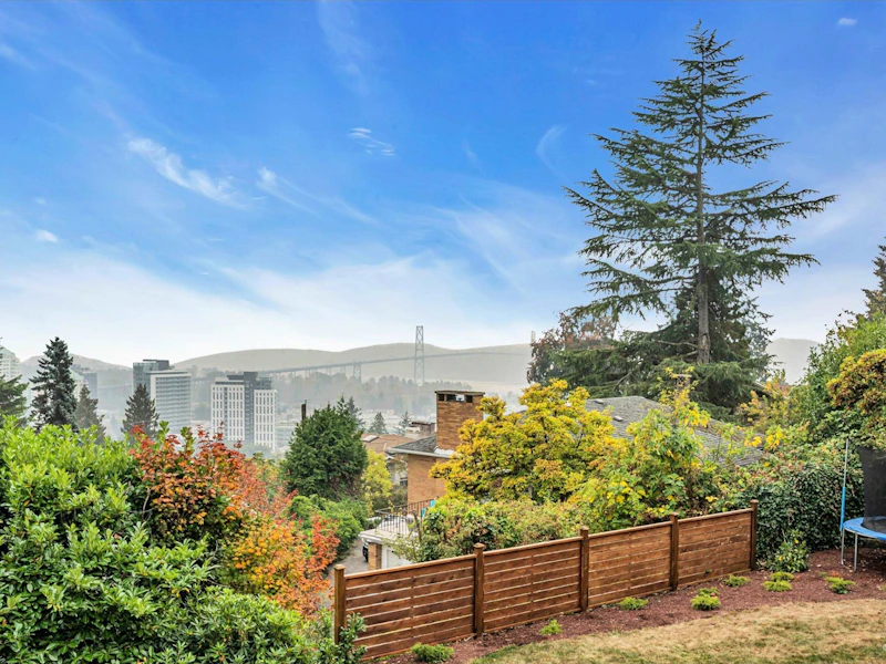 824 Anderson Crescent, West Vancouver BC V7T 1S7