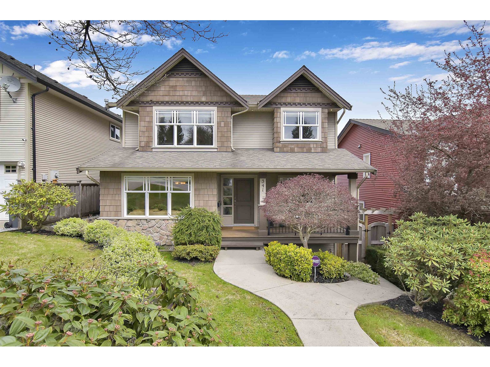 341 Hoult Street, New Westminster, BC, V3L 4X2