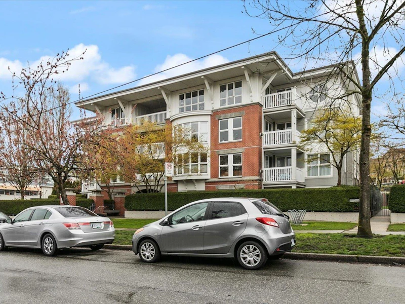 309 - 1858 W 5th Avenue, Vancouver BC V6J 1P3