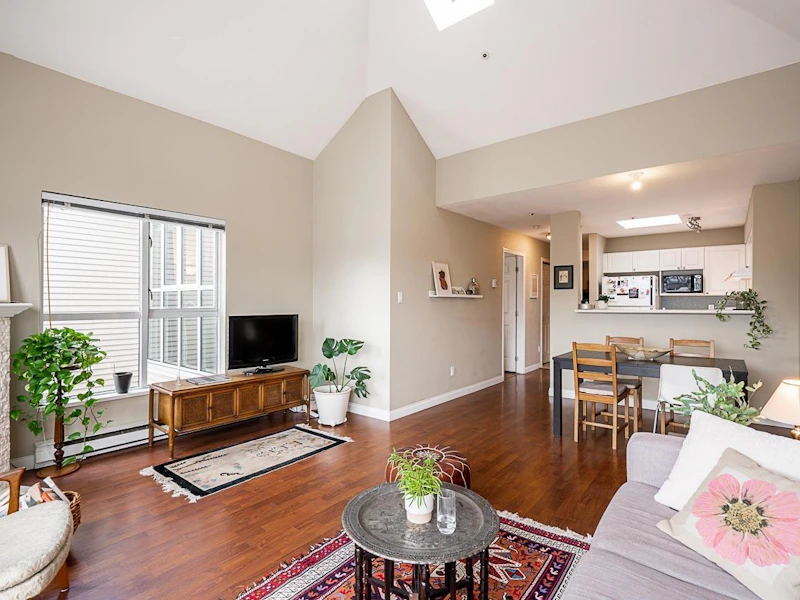 417 - 3480 Main Street, Vancouver BC V5V 3N2