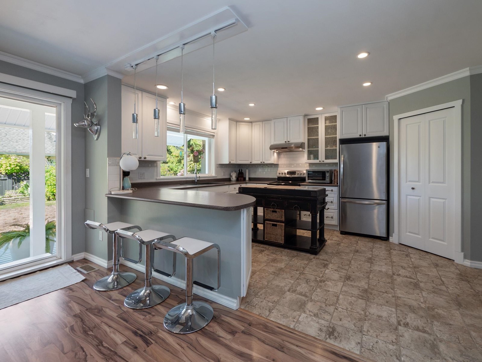 471 Eaglecrest Drive, Gibsons, BC, V0N 1V8