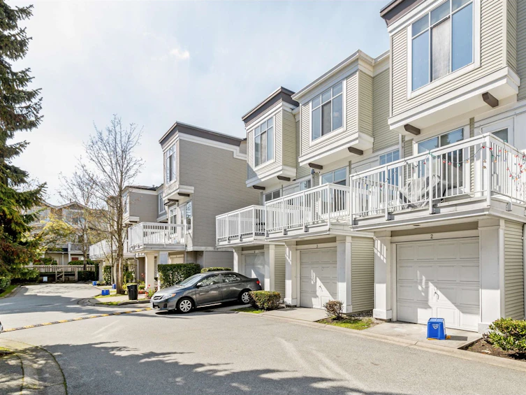 3-6331 No. 1 Road, Richmond, BC, V7C 1T4