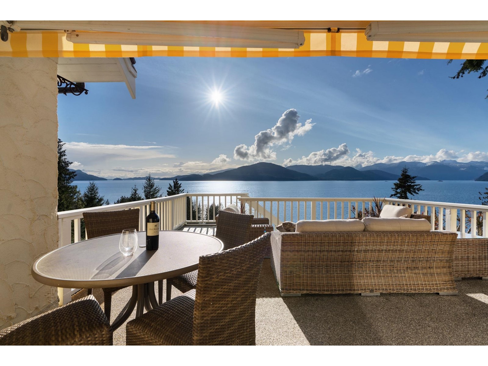 70 Isleview Place, West Vancouver, BC, V0N 2E0