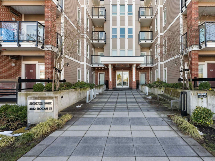 203-4882 Slocan Street, Vancouver, BC, V5R 2A3