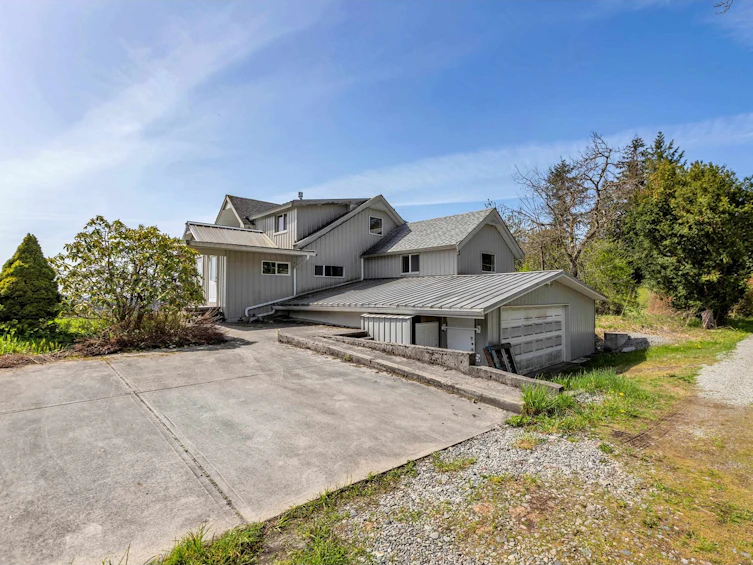 9730 268 Street, Maple Ridge, BC, V2W 1T1