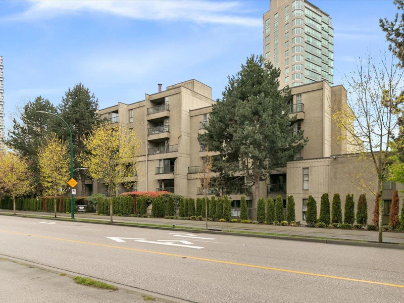 417 - 1040 Pacific Street, Vancouver BC V6E 4C1