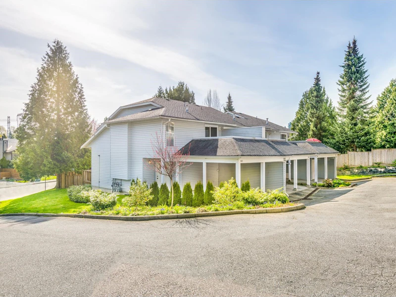 101 - 1176 Falcon Drive, Coquitlam BC V3E 2N7