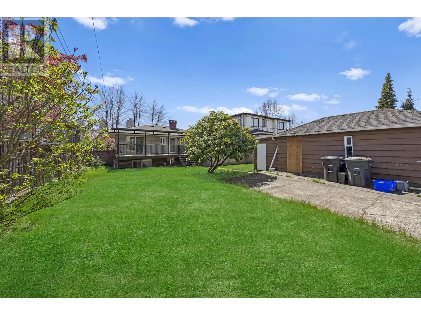 4557 Parker Street, Burnaby, BC, V5C 3E1