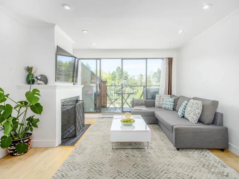107 - 811 W 7th Avenue, Vancouver BC V5Z 1C2