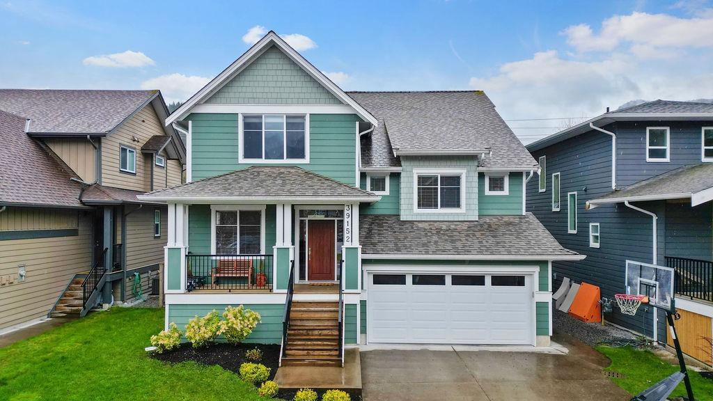 39152 Cardinal Drive, Squamish, BC, V8B 0V3