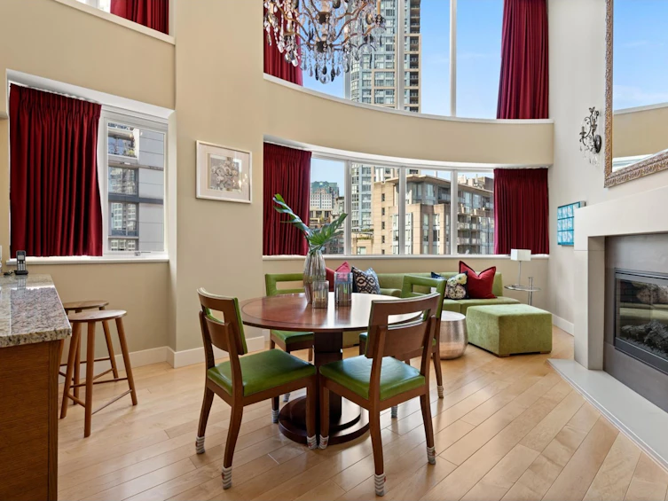 PH7-618 Abbott Street, Vancouver, BC, V6B 0B9