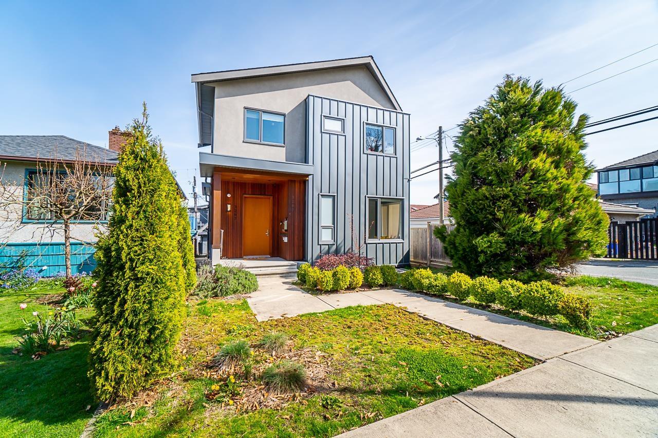 3287 East 18th Avenue, Vancouver, BC, V5M 2R8