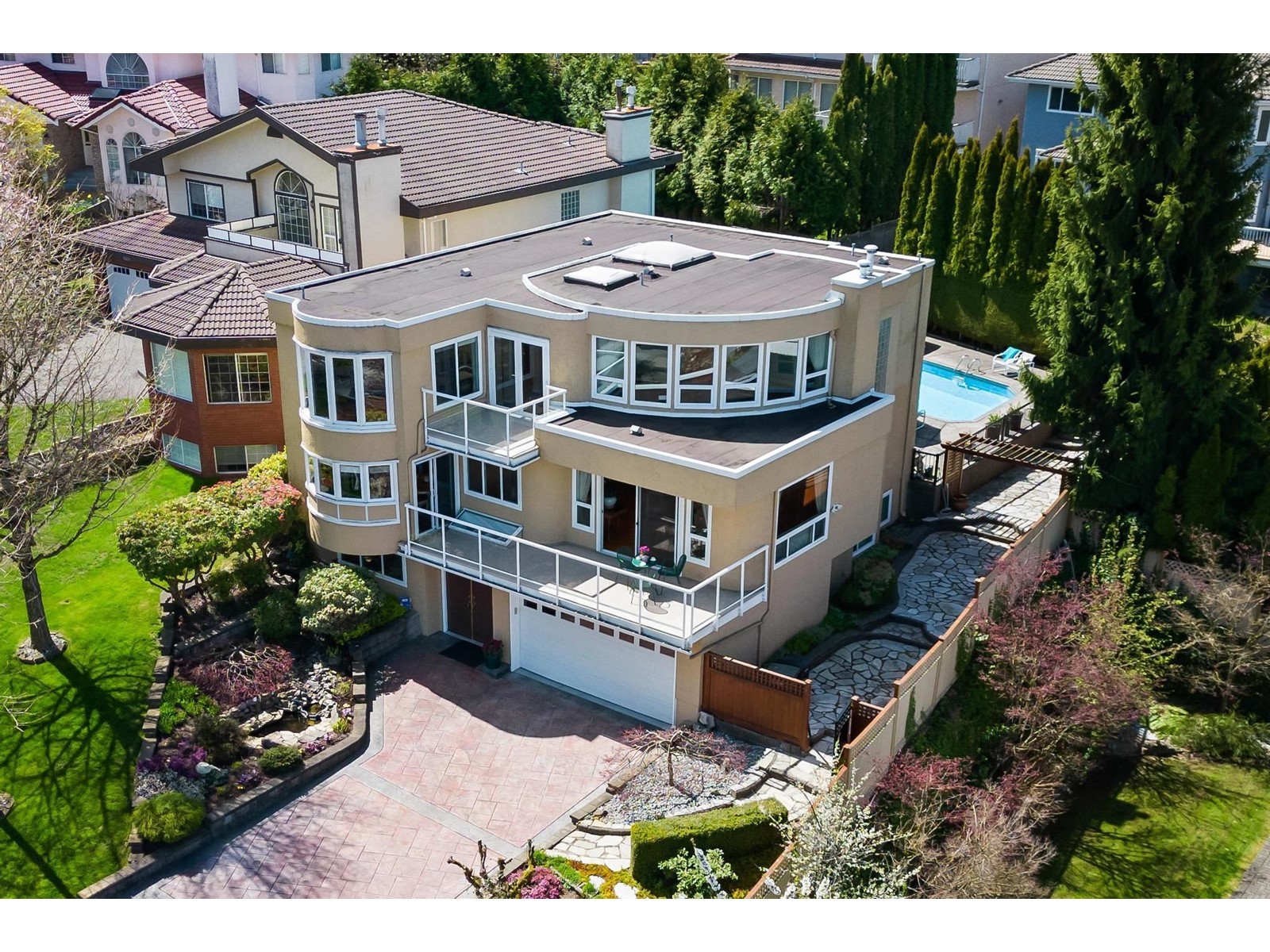 6521 Albery Place, Burnaby, BC, V5E 4G3