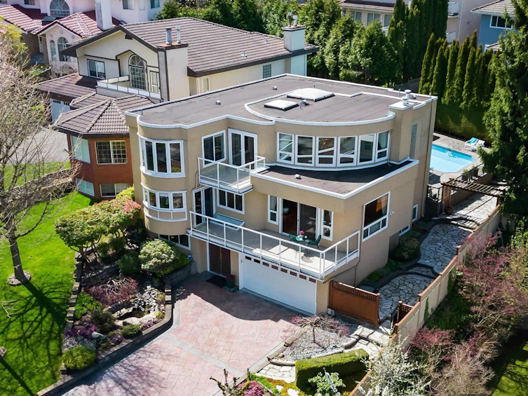 6521 Albery Place, Burnaby, BC, V5E 4G3