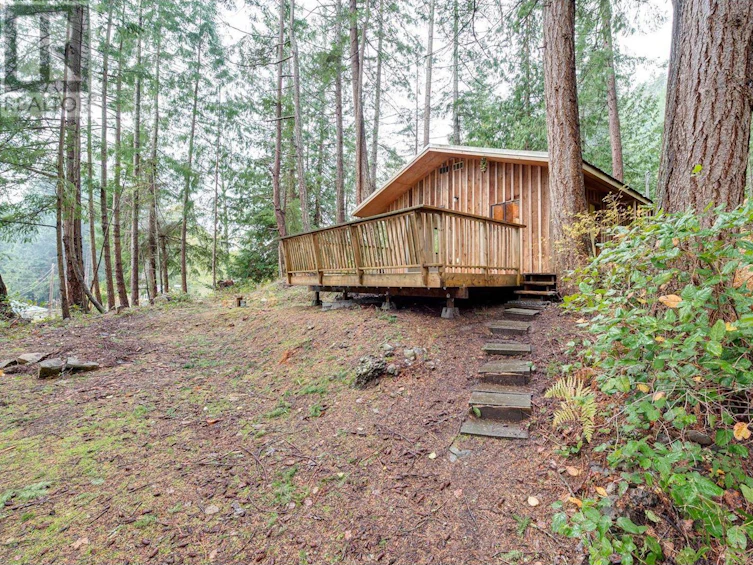 372 Wood Dale Drive, Mayne Island, BC, V0N 2J2