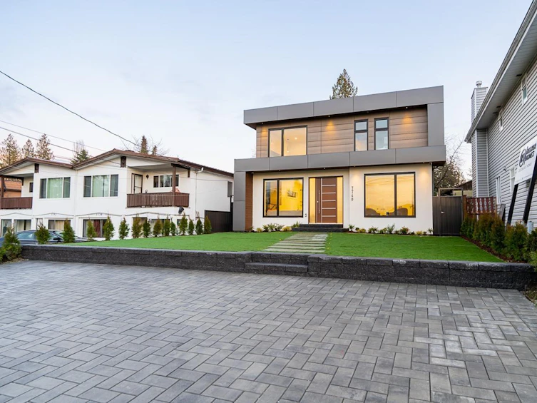 7740 Rosewood Street, Burnaby, BC, V5E 2H1