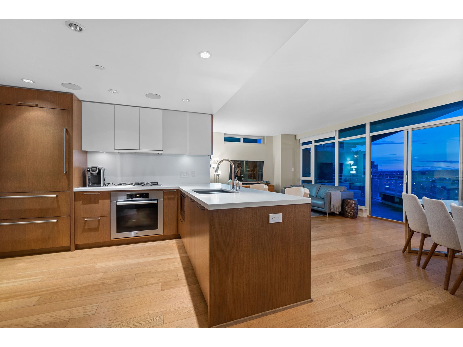 2101-1372 Seymour Street, Vancouver, BC, V6B 0L1