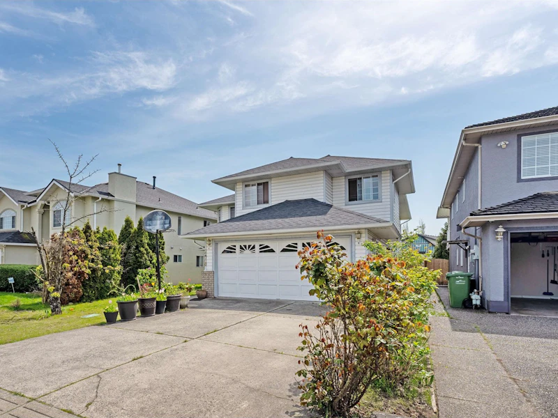 22720 Mclean Avenue, Richmond BC V6V 2P7