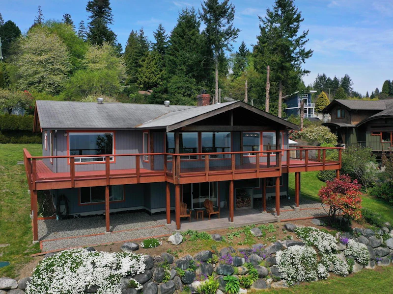 82 Head Road, Gibsons BC