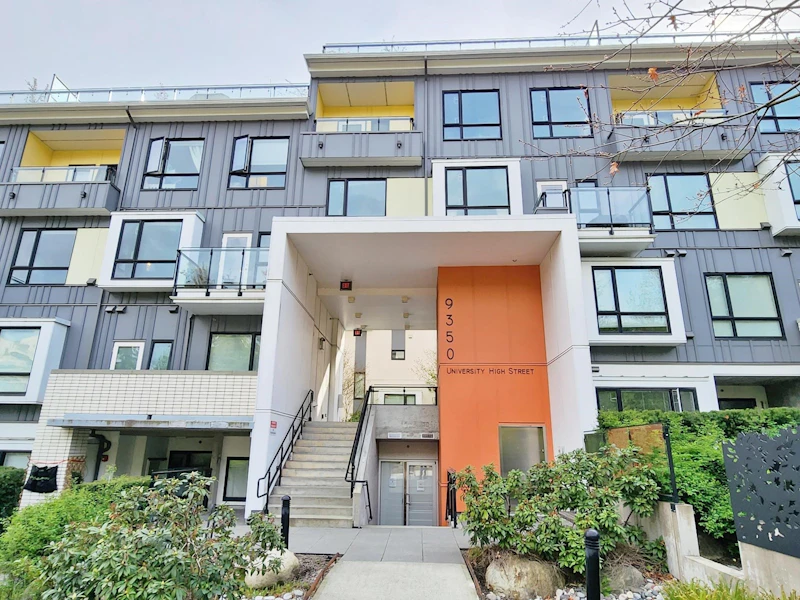 109 - 9350 University High Street, Burnaby BC V5A 0B6