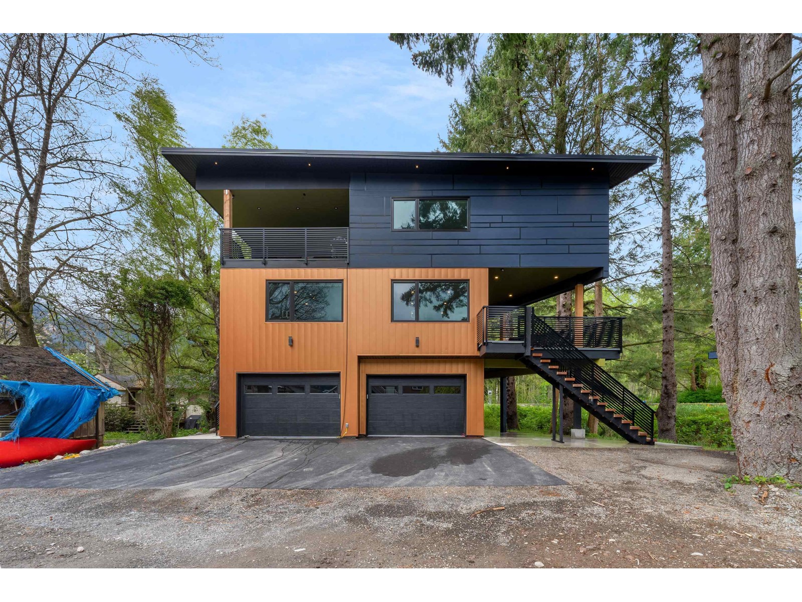 38070 Sixth Avenue, Squamish, BC, V0N 3G0