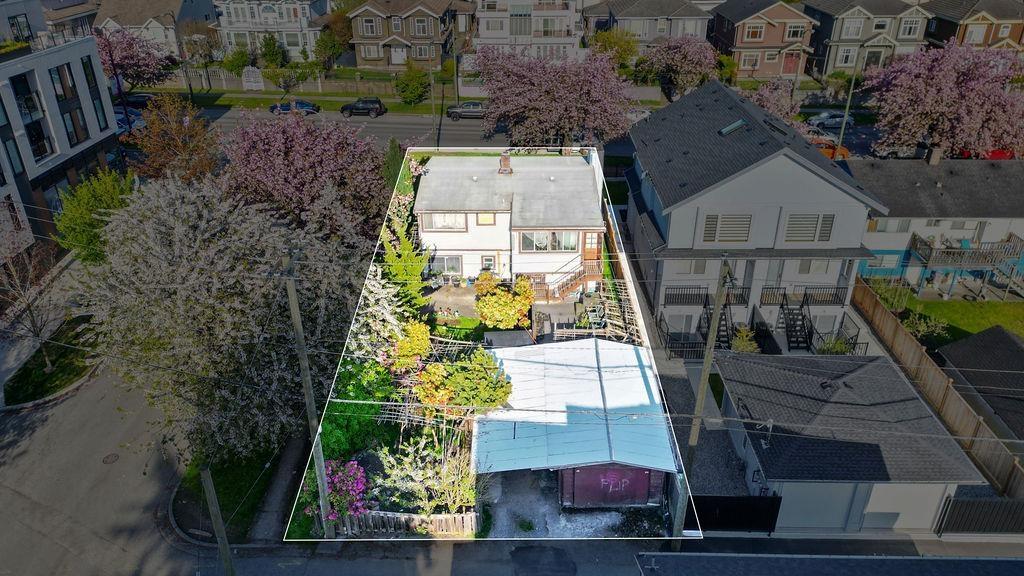 7207 Victoria Drive, Vancouver, BC, V5P 3Z2