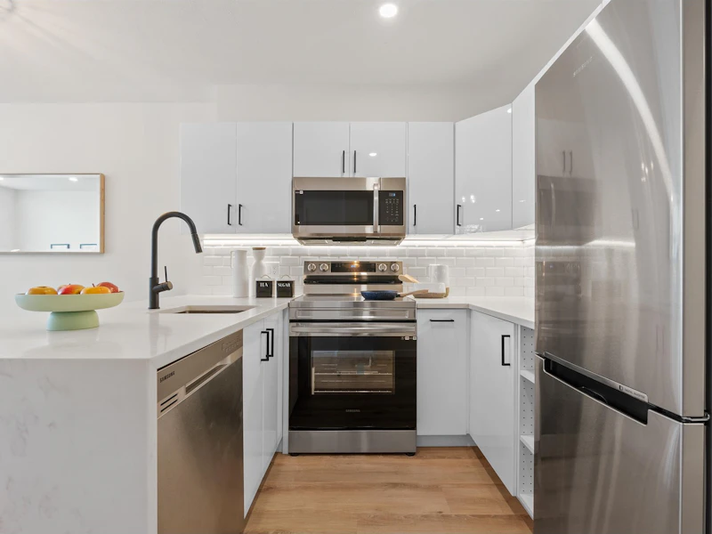 221 - 418 E Broadway Street, Vancouver BC V5T 1X2