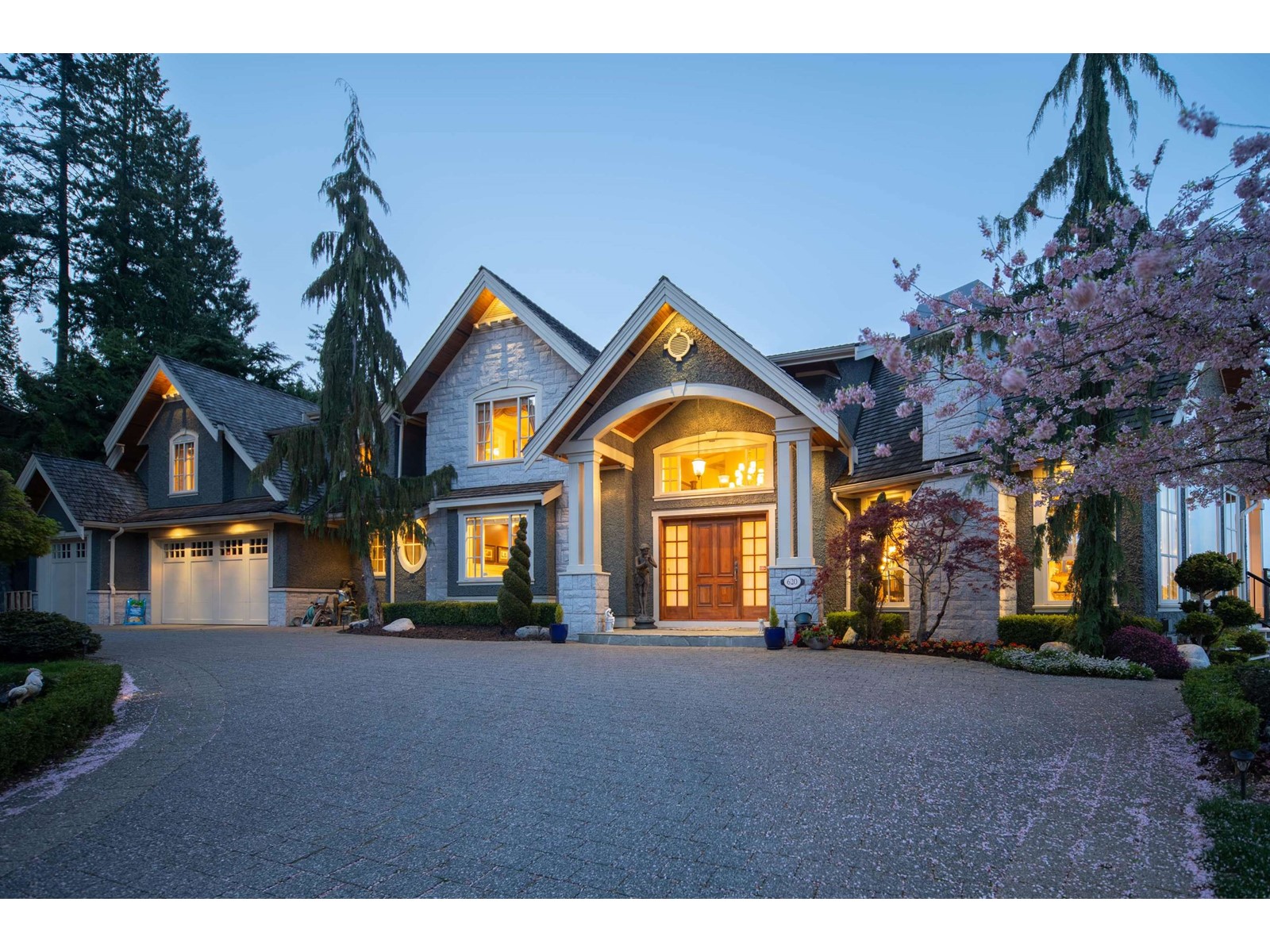 620 St Andrews Road, West Vancouver, BC, V7S 1V4