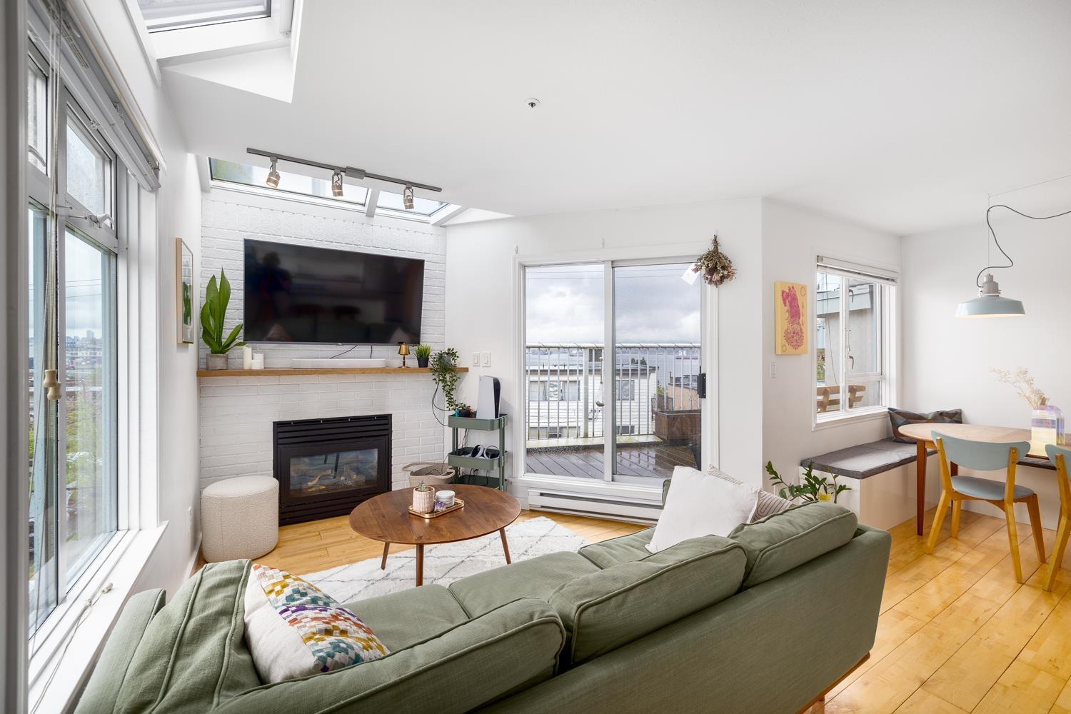 301-2215 Mcgill Street, Vancouver, BC, V5L 1C3