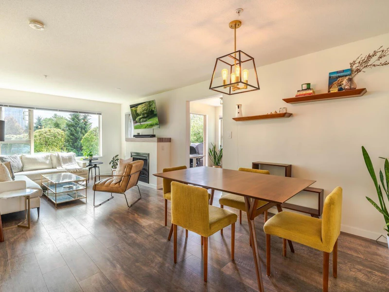 204 - 4728 Dawson Street, Burnaby BC V5C 0A9