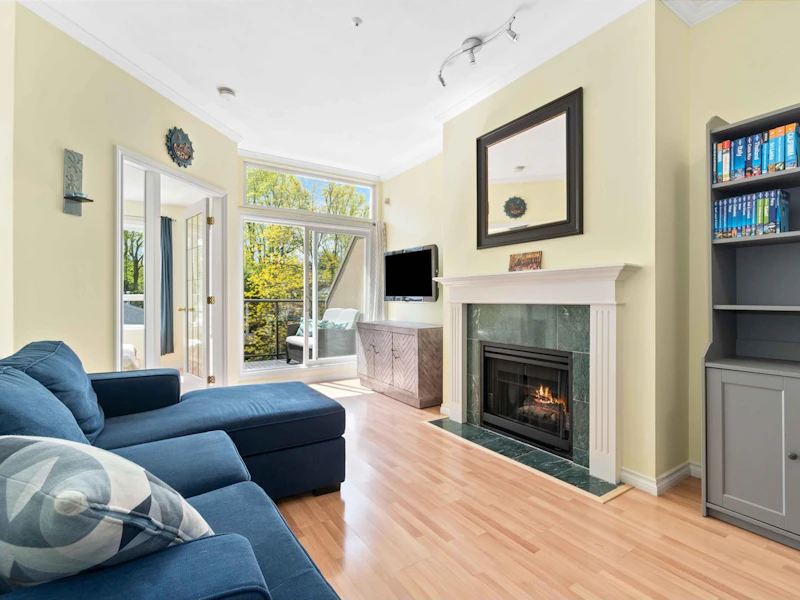 408 - 3638 W Broadway Avenue, Vancouver BC V6R 2B7