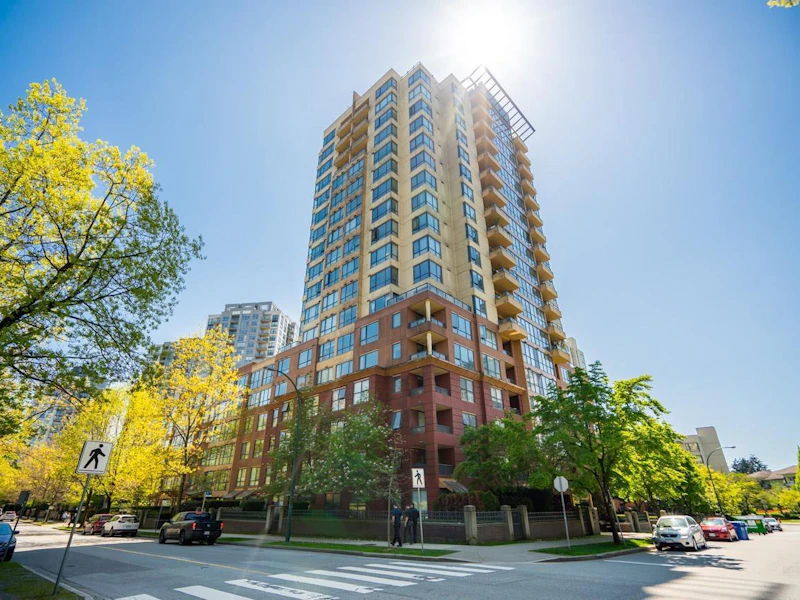 214 - 3588 Vanness Avenue, Vancouver BC V5R 6E9