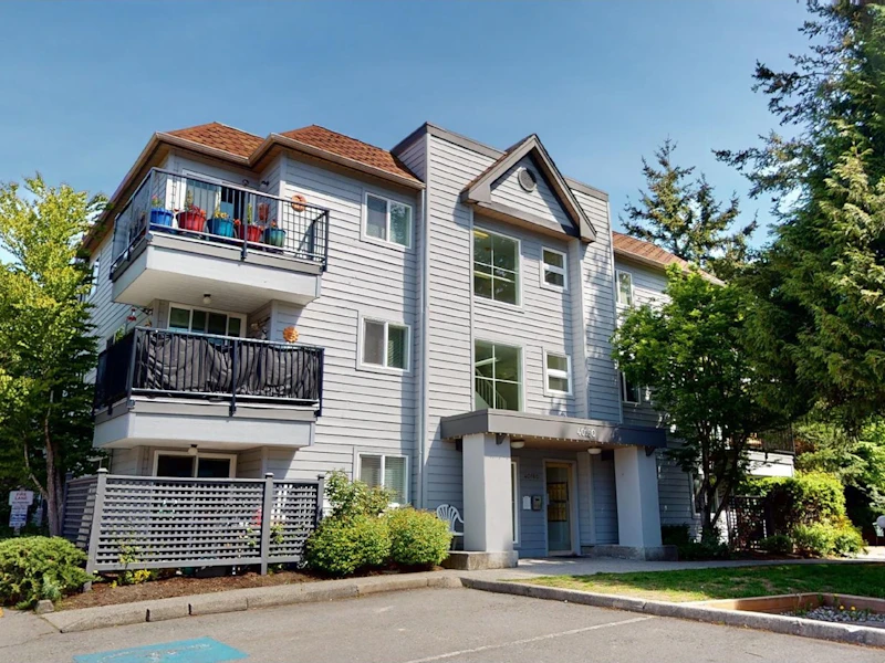 D101 - 40160 Willow Crescent, Squamish BC V8B 0M2