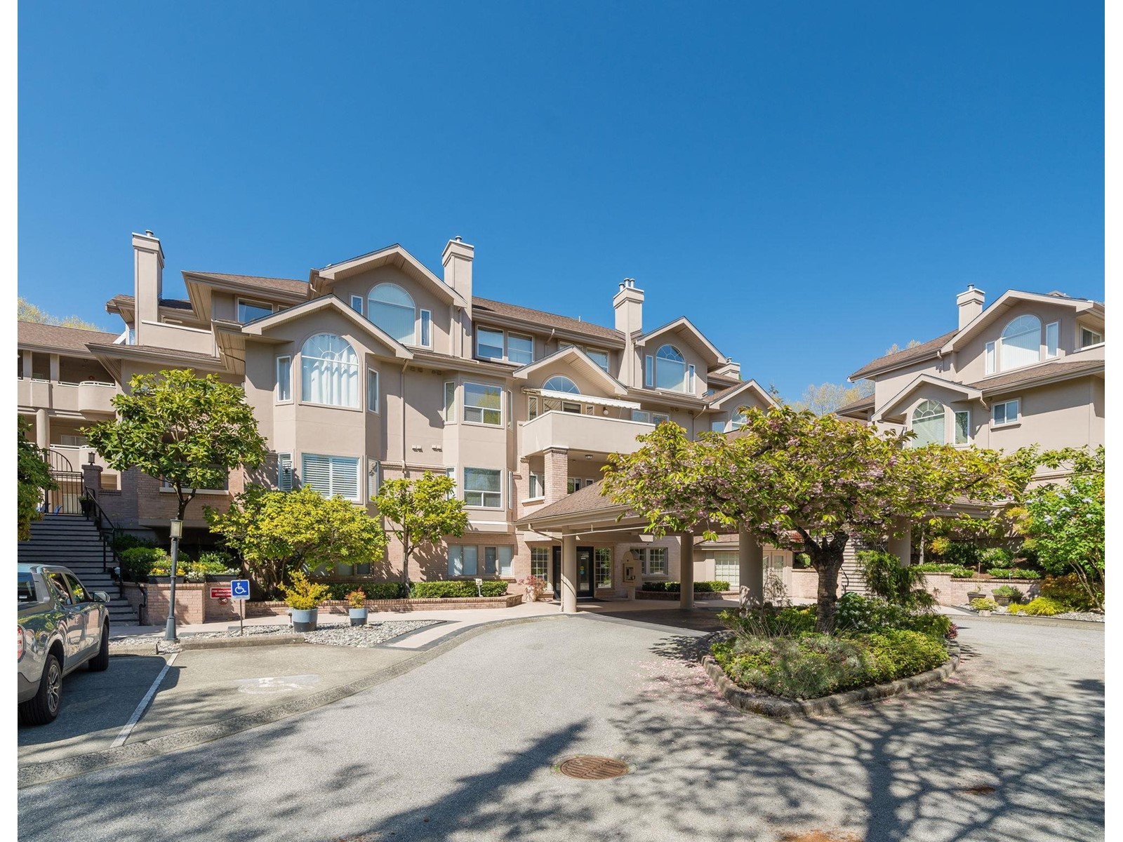 307-7600 Moffatt Road, Richmond, BC, V6Y 3V1