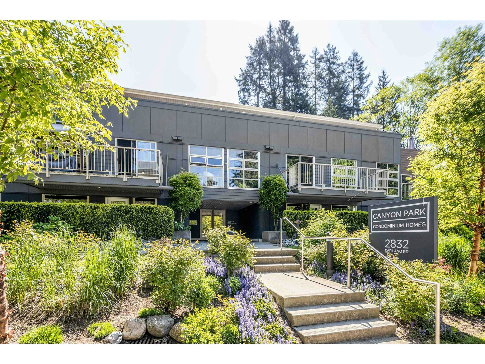 205-2832 Capilano Road, North Vancouver, BC, V7R 4H5