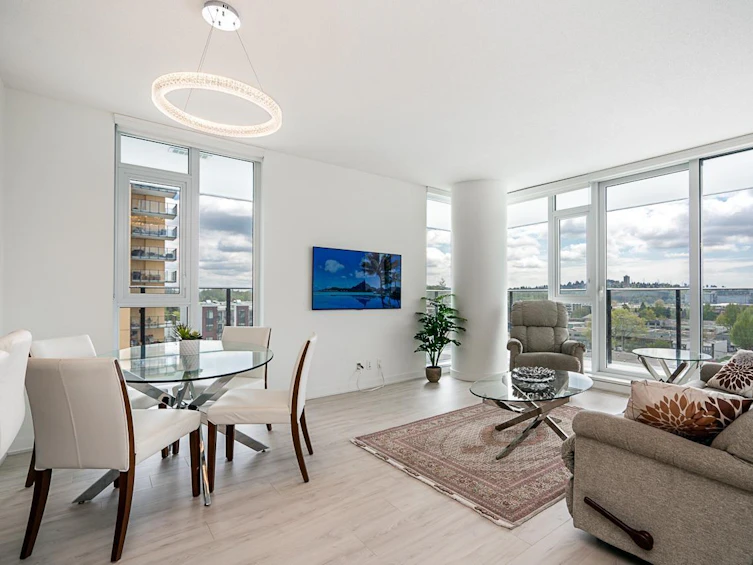 803-1401 Hunter Street, North Vancouver, BC, V7J 0E2