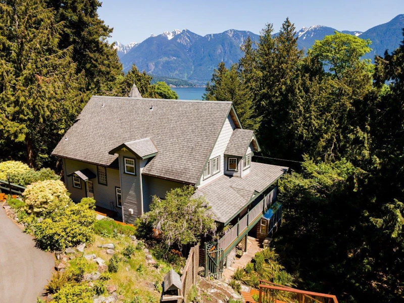 1576 Eagle Cliff Road, Bowen Island BC V0N 1G1