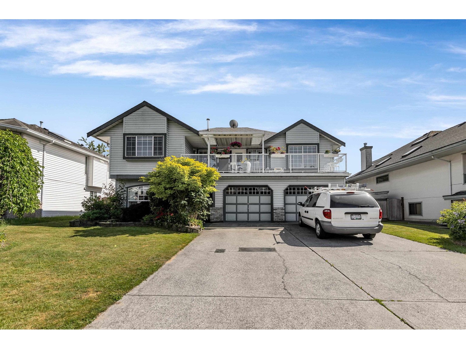 18858 122 Avenue, Pitt Meadows, BC, V3Y 2K6
