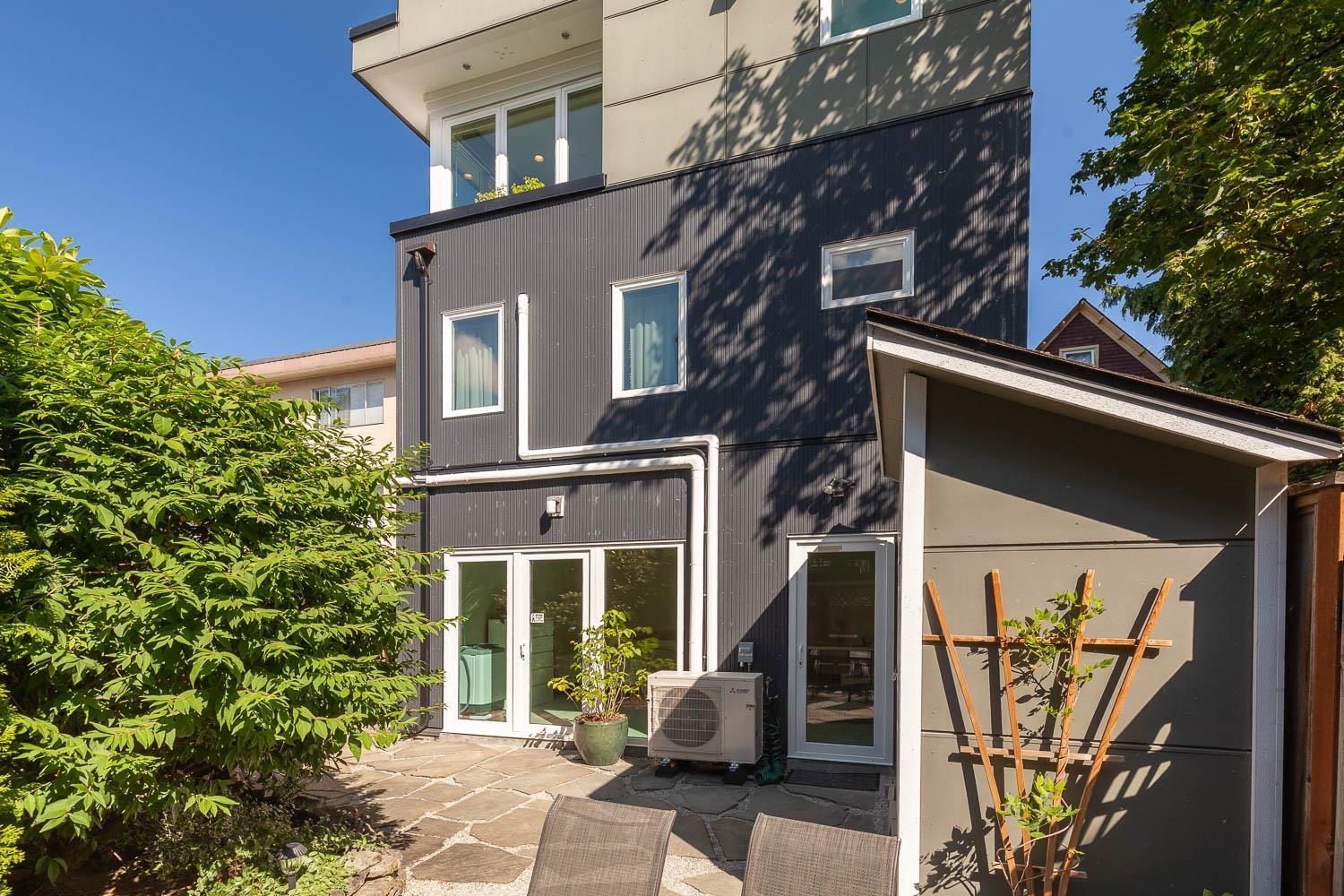 2246 West 8th Avenue, Vancouver, BC, V6K 2A7
